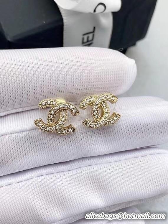 Stylish Chanel Earrings CE8785