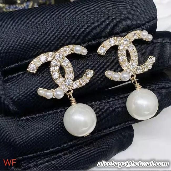 Stylish Chanel Earrings CE8826