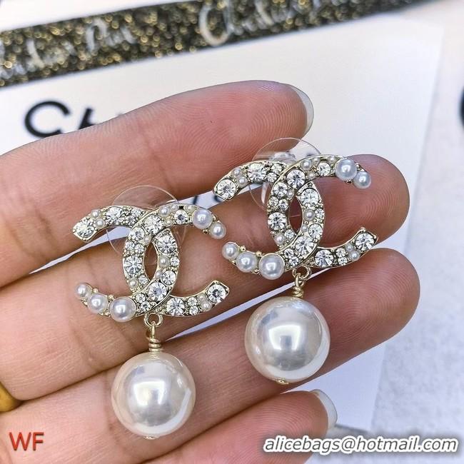 Stylish Chanel Earrings CE8826