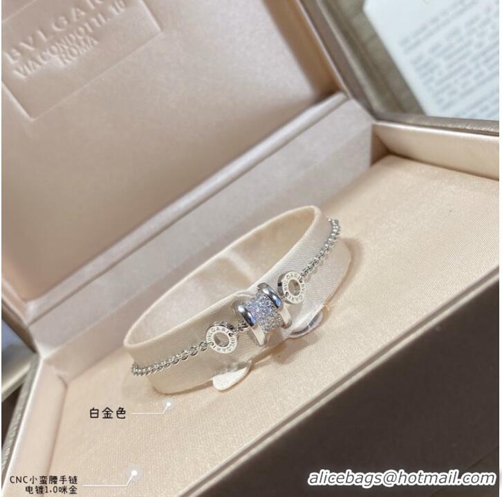 Famous Brand BVLGARI Bracelet CE9013 Gold