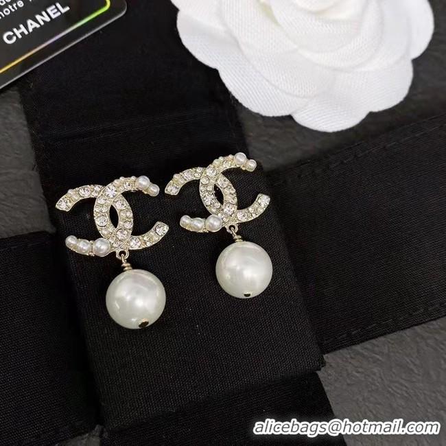 Top Design Chanel Earrings CE8903