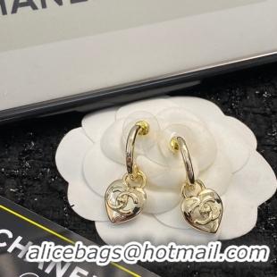 Luxurious Chanel Earrings CE8971