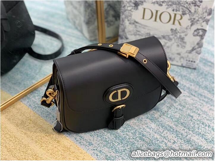 Well Crafted MEDIUM DIOR BOBBY BAG Box Calfskin M9319 black