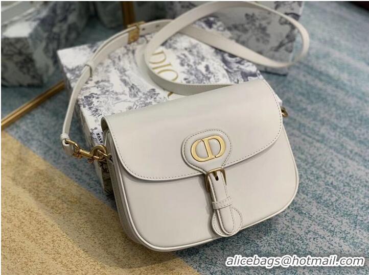 Top Quality MEDIUM DIOR BOBBY BAG Box Calfskin M9319 white