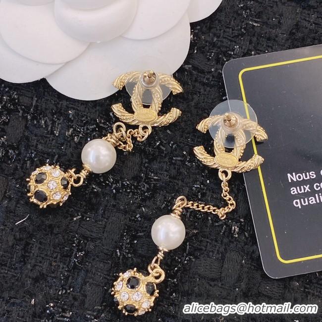 Good Looking Chanel Earrings CE9040