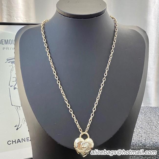 Sumptuous Chanel Necklace CE9051