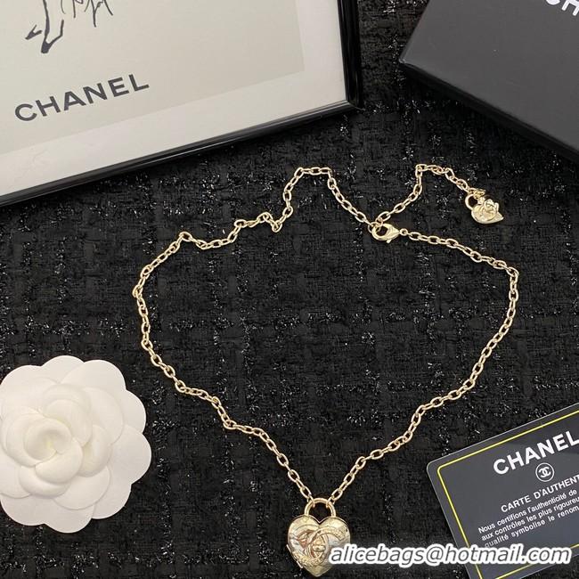 Sumptuous Chanel Necklace CE9051