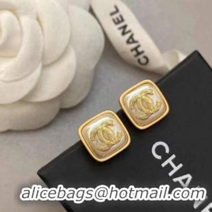 Stylish Chanel Earrings CE9162