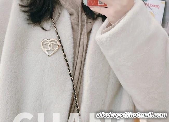 Good Looking Chanel Brooch CE9256