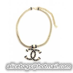 Luxurious Chanel Necklace CE9262