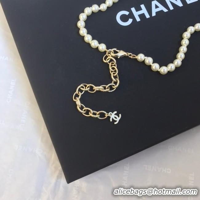 Luxurious Chanel Necklace CE9359