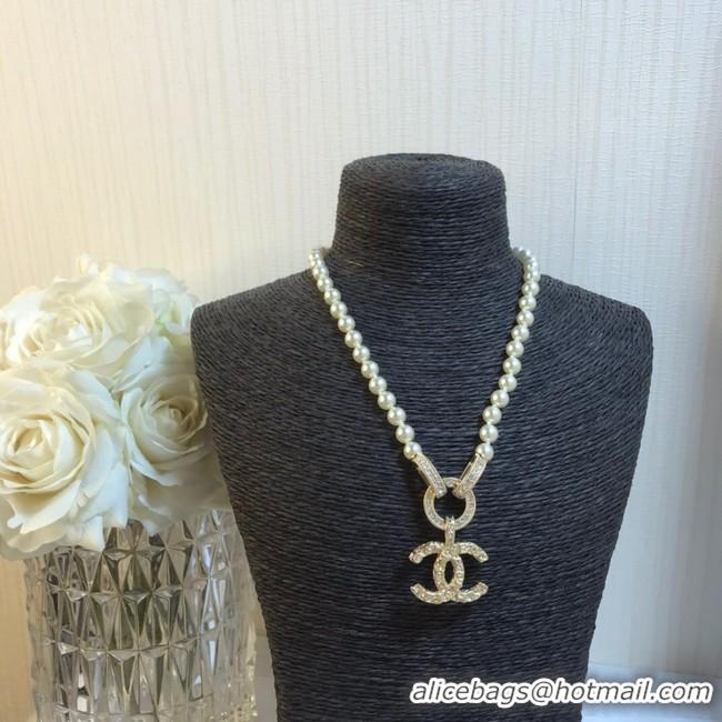 Luxurious Chanel Necklace CE9359