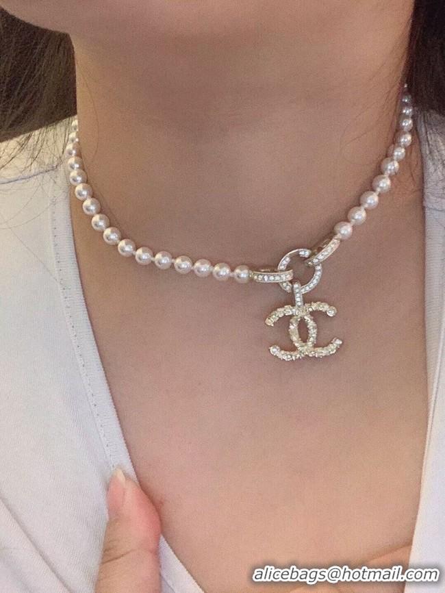 Luxurious Chanel Necklace CE9359