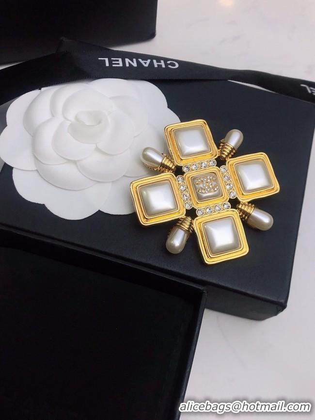 Luxury Chanel Brooch CE9396