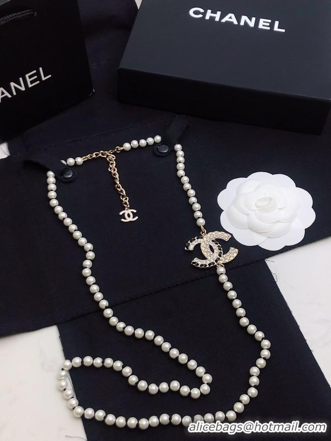 Sophisticated Chanel Necklace CE9403