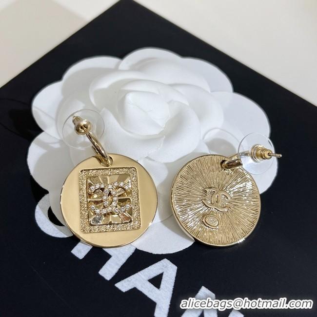 Stylish Chanel Earrings CE9433