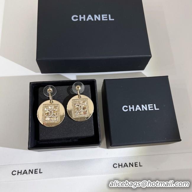 Stylish Chanel Earrings CE9433