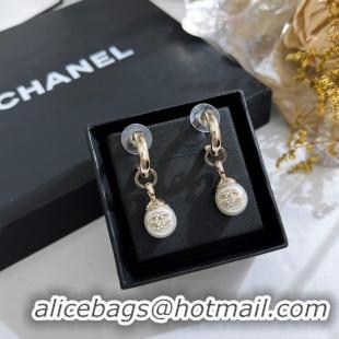 Trendy Design Chanel Earrings CE9435