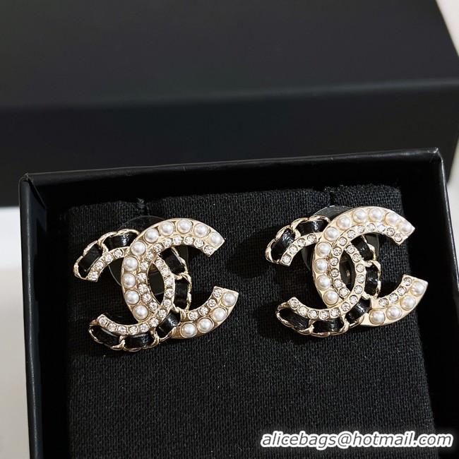 Sophisticated Chanel Earrings CE9438