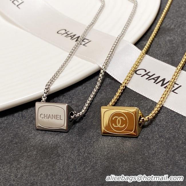 Grade Quality Chanel Necklace CE9522