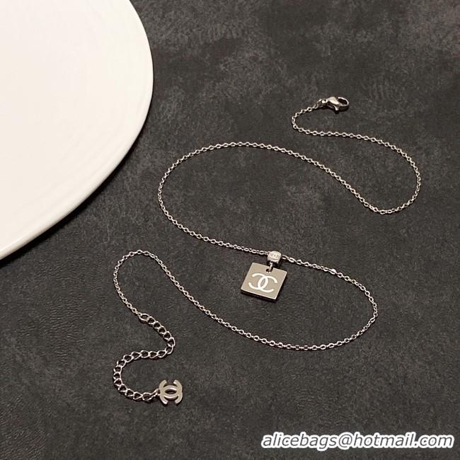 Duplicate Chanel Necklace CE9523