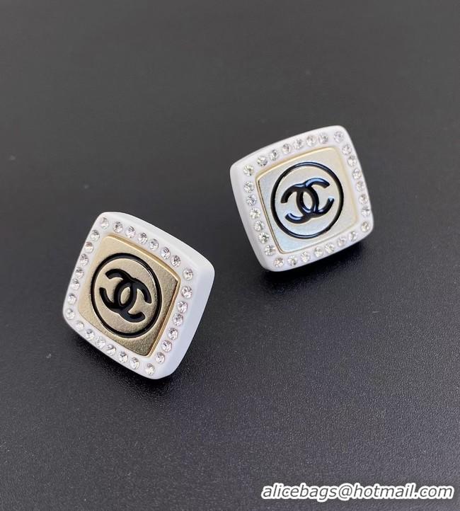 Good Looking Chanel Earrings CE9592