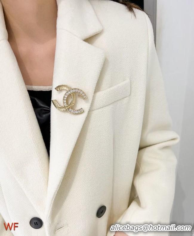 Sumptuous Chanel Brooch CE9698