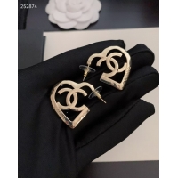 Stylish Chanel Earrings CE8674