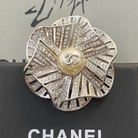 Top Design Chanel Brooch CE8935