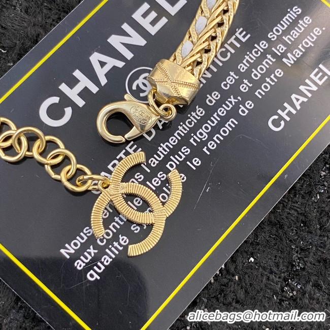 Sophisticated Chanel Necklace CE9855