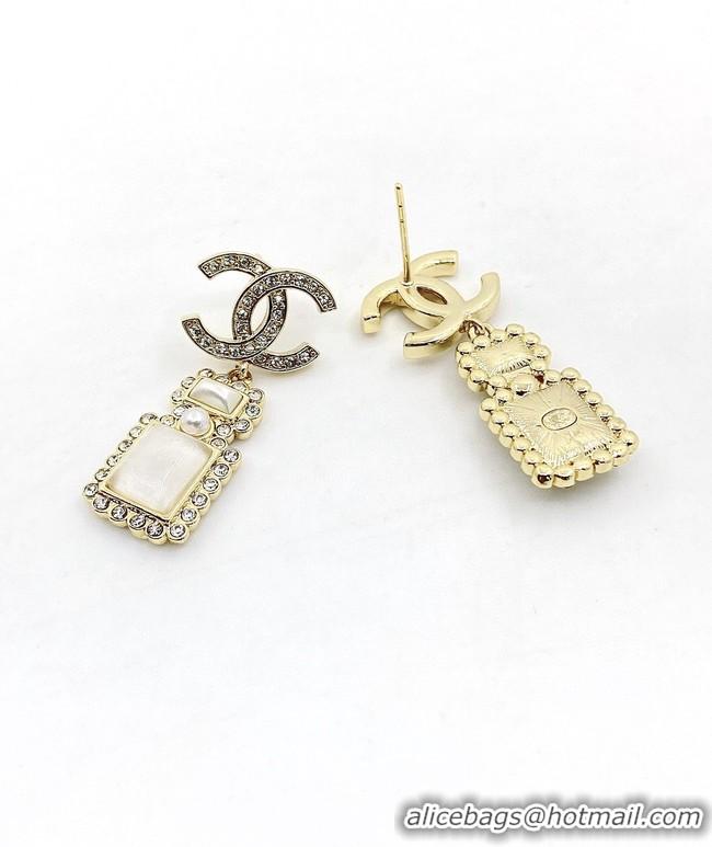 Feminine Chanel Earrings CE9921