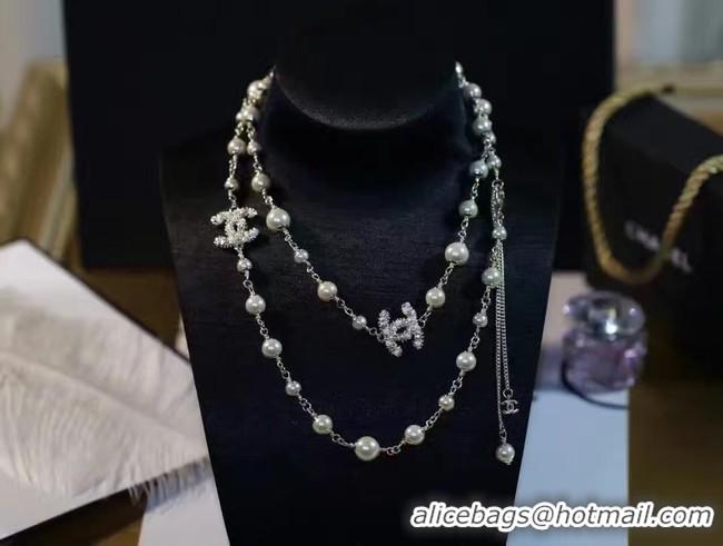 Luxurious Chanel Necklace CE9925