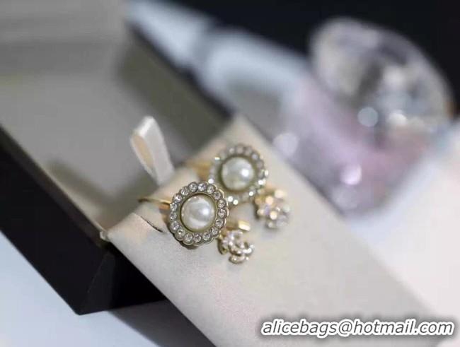 Luxury Cheap Chanel Earrings CE9929