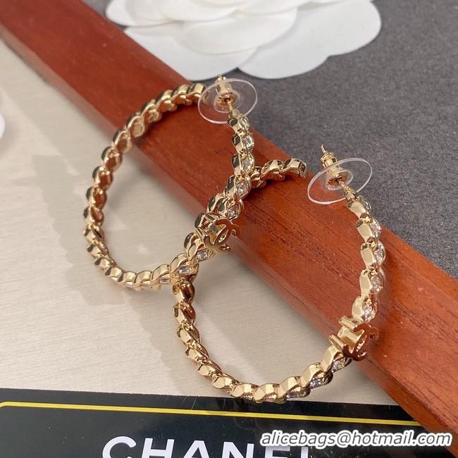 Luxurious Chanel Earrings CE9989