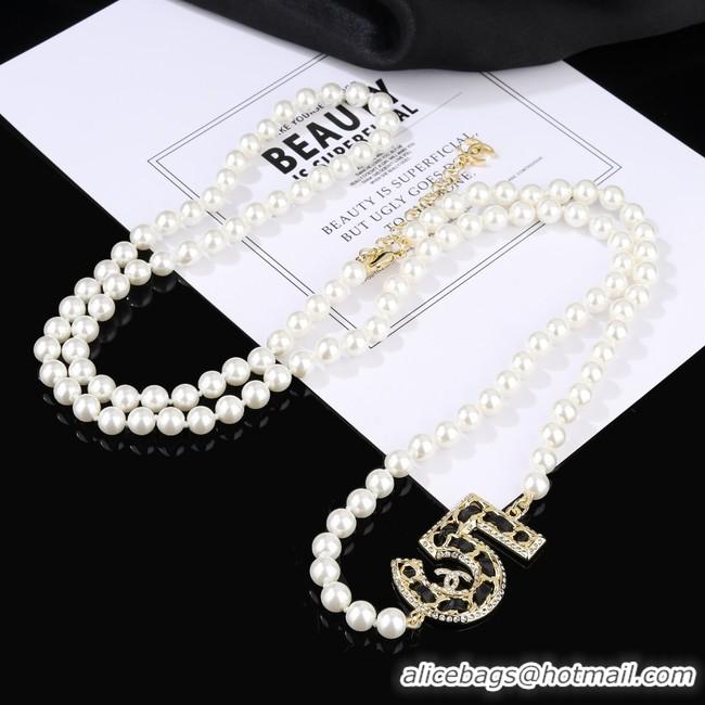 Stylish Chanel Necklace CE9996