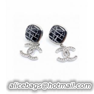 Best Grade Chanel Earrings CE10027