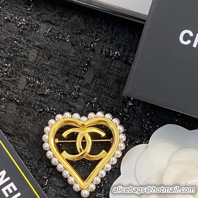 Stylish Chanel Brooch CE10086