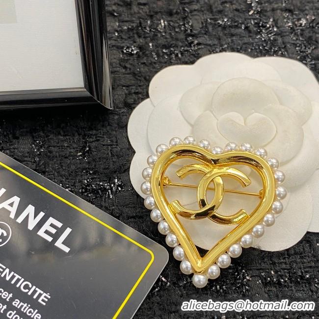 Stylish Chanel Brooch CE10086