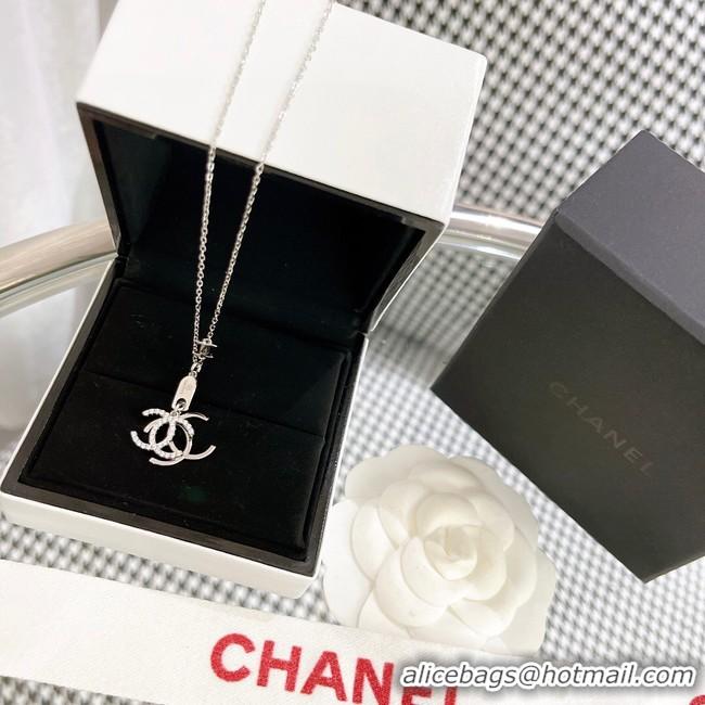 Stylish Chanel Necklace CE10112