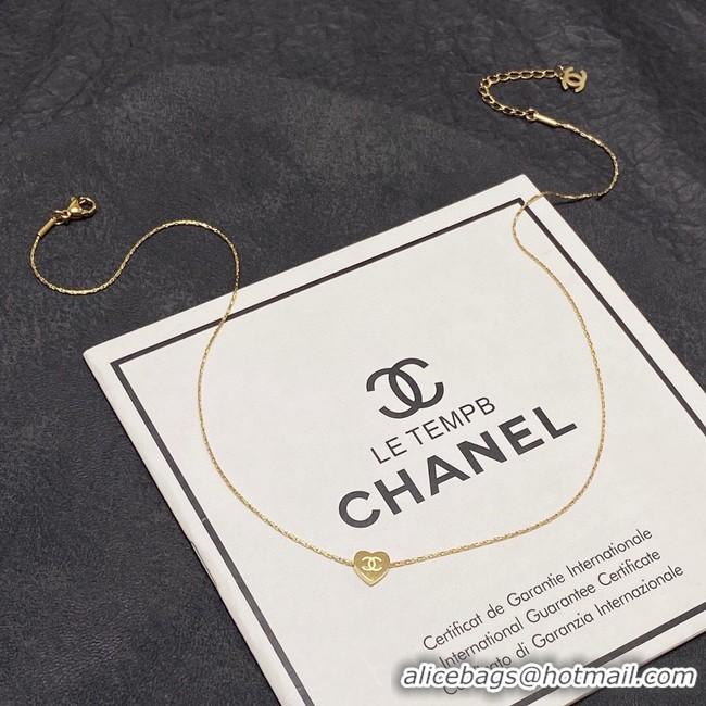 Stylish Chanel Necklace CE10116