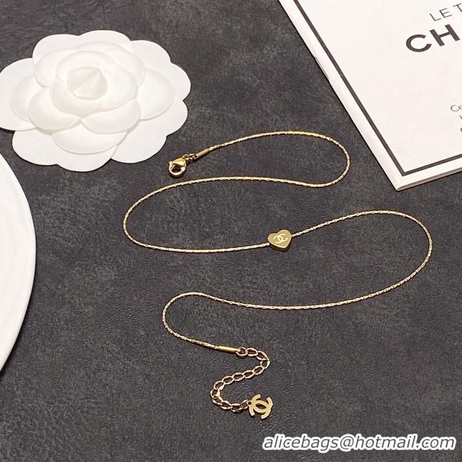 Stylish Chanel Necklace CE10116