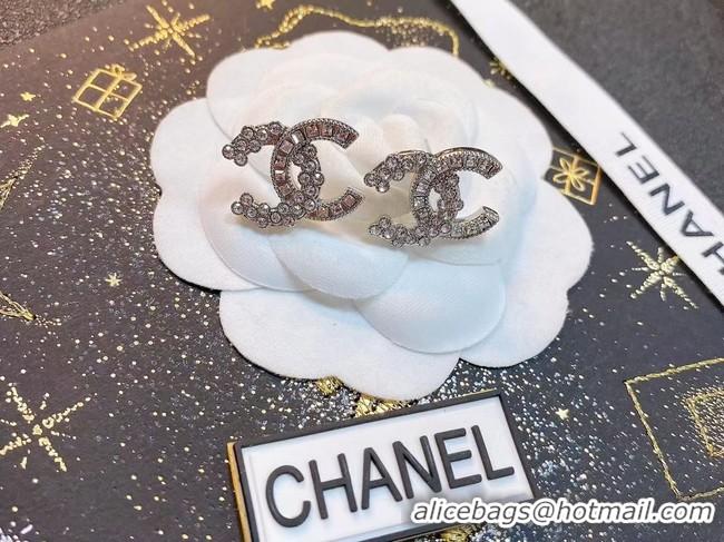 Trendy Design Chanel Earrings CE10163