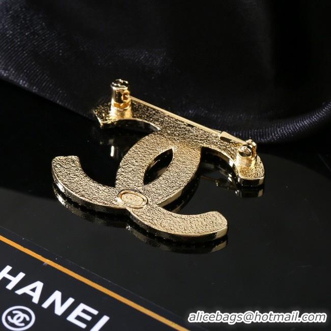 Luxury Chanel Brooch CE10186