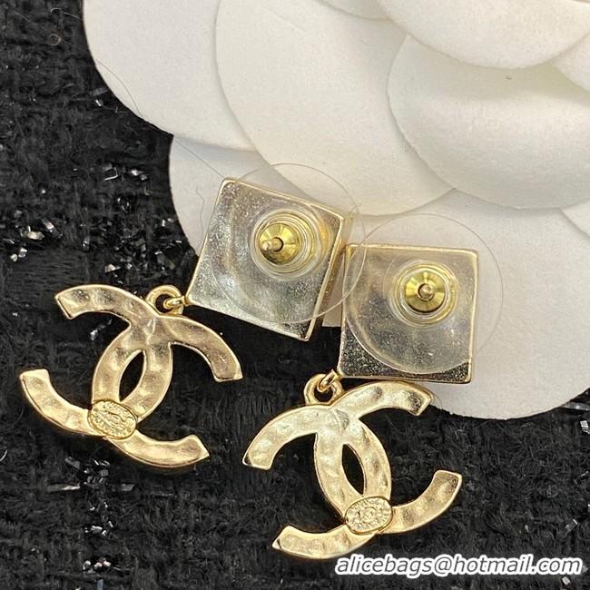 Stylish Chanel Earrings CE10212