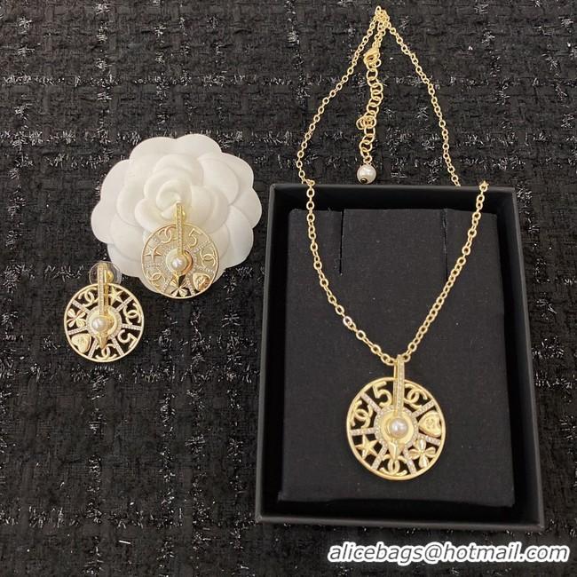 Grade Quality Chanel Necklace CE10223