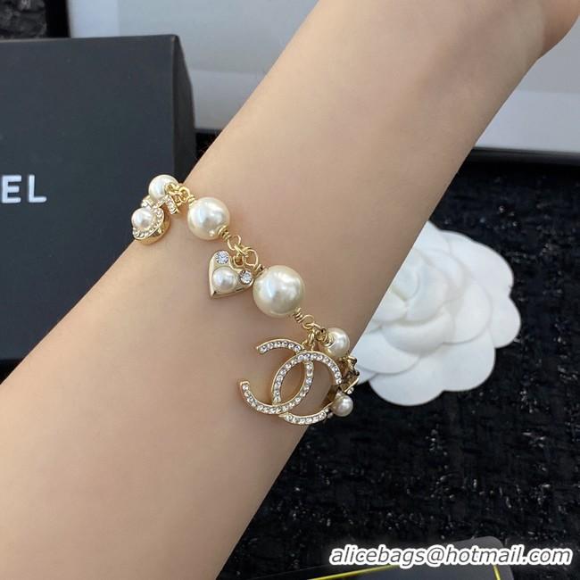 Grade Chanel Bracelet CE10261