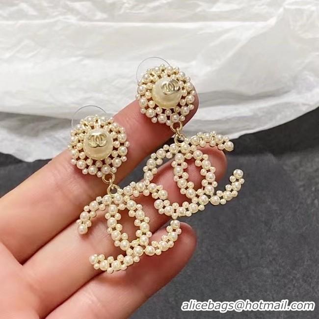 Trendy Design Chanel Earrings CE10302