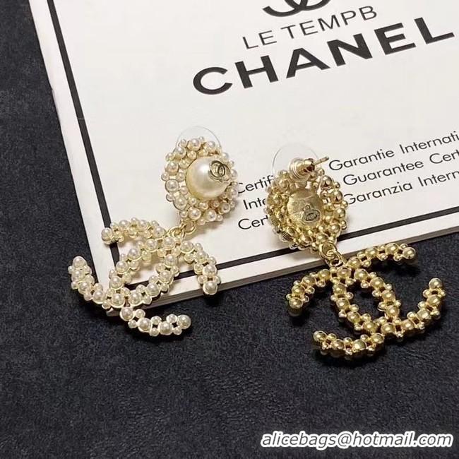 Trendy Design Chanel Earrings CE10302