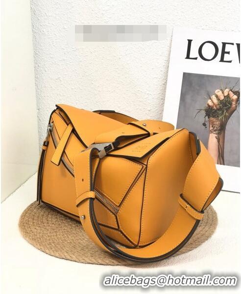 Well CraftedLoewe Small Puzzle Bumbag in Classic Calfskin 10176 Yellow 2022