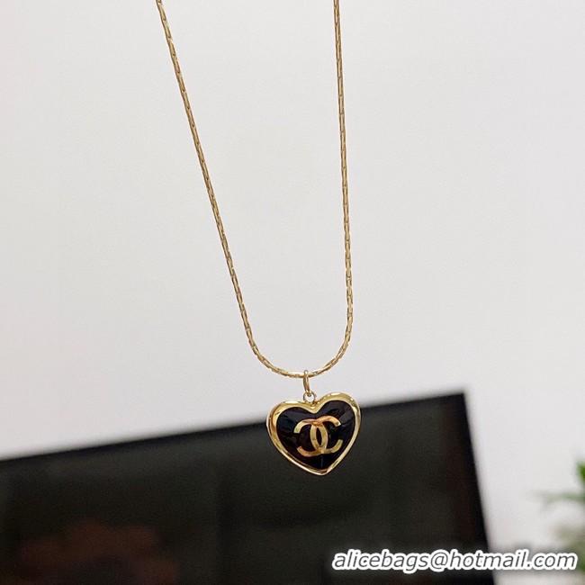 Stylish Chanel Necklace CE10319